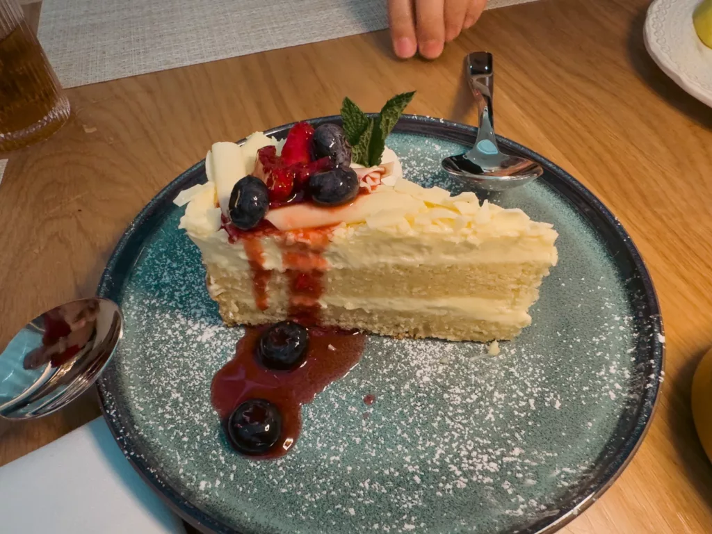 Taverna Toscana Limoncello Cake