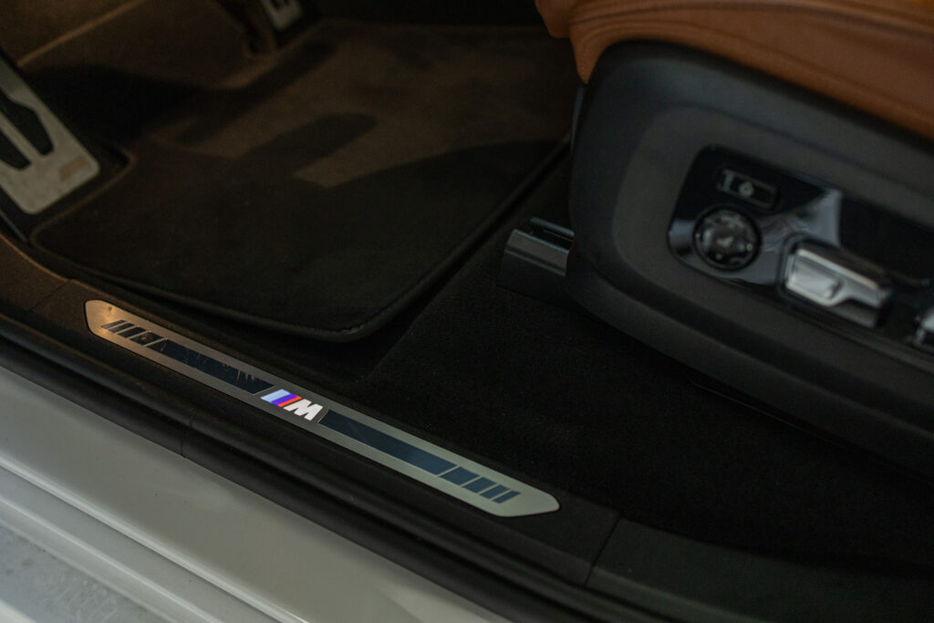 2024 BMW X7 Illuminated M Door Sills