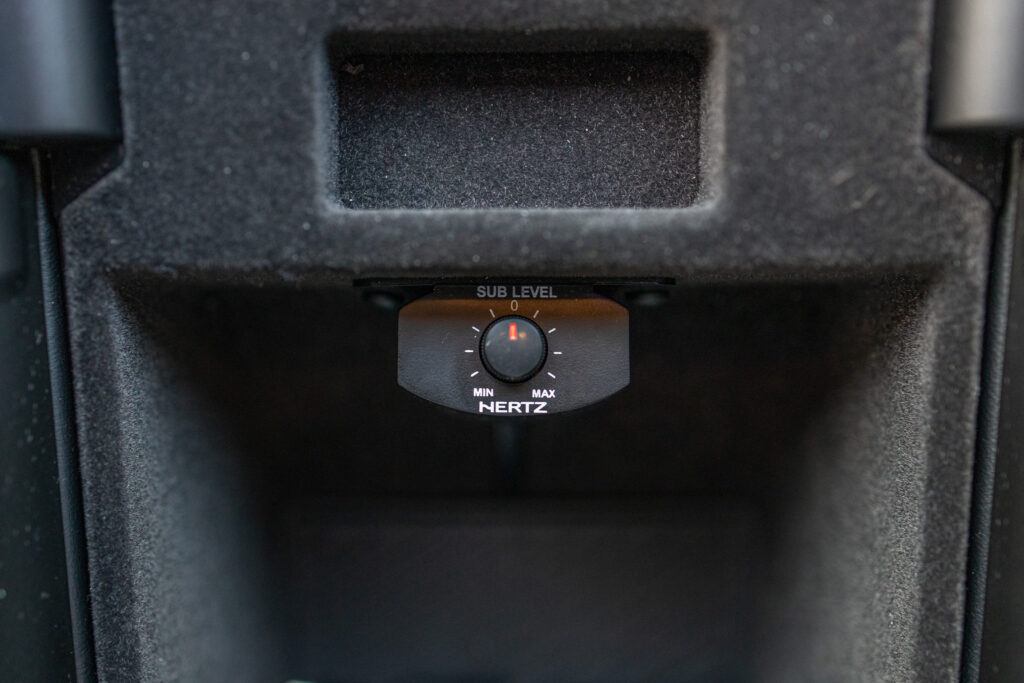 Hertz Remote in BMW i5 Center Console