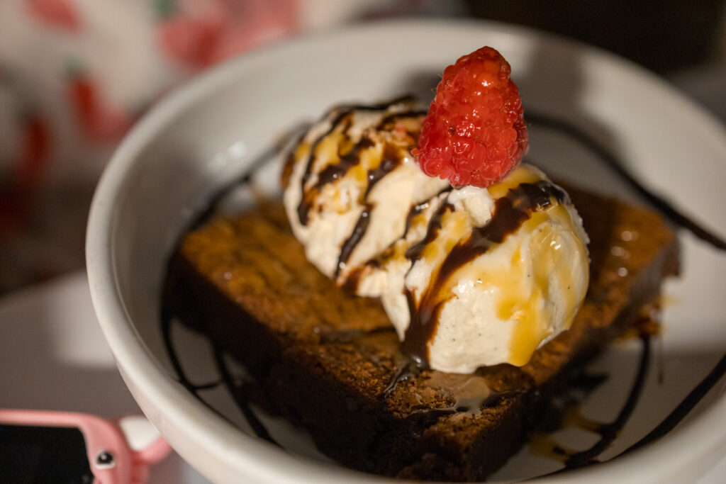 Brownie Sundae